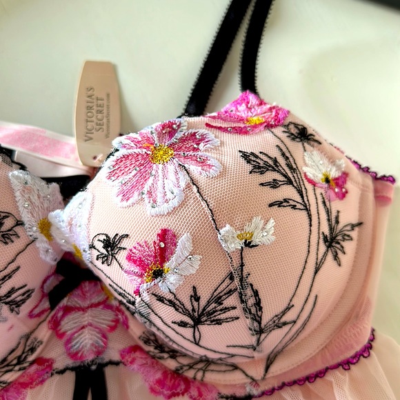 Victoria’s Secret - Pink Flyaway Babydoll - Picture 4 of 4